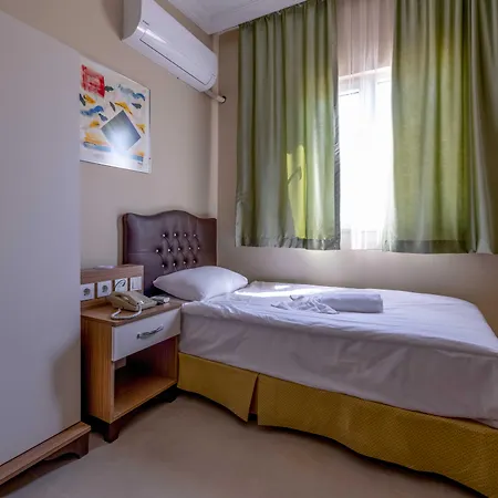 Ahsen Hotel 3*