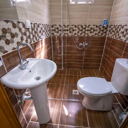 Ahsen Hotel