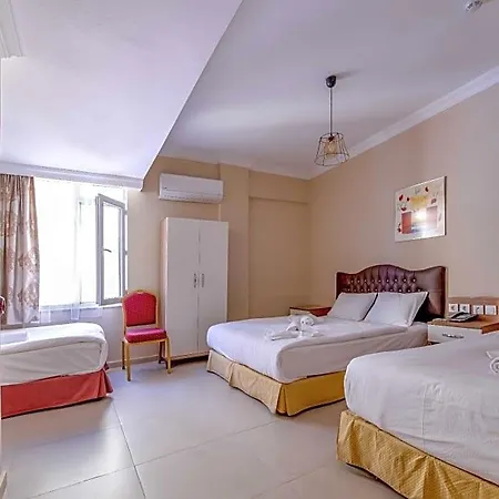 Ahsen Hotel 3*