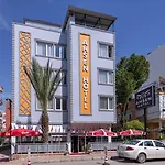 Ahsen Hotel 3*